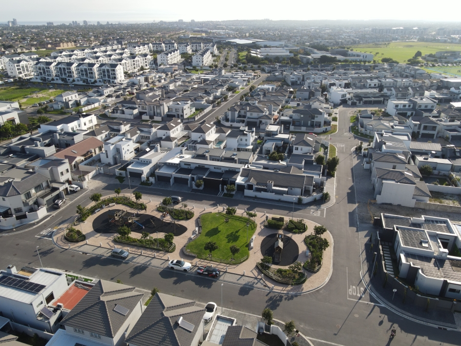 3 Bedroom Property for Sale in Sandown Western Cape